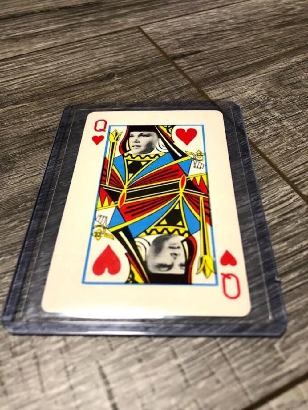 1966 Green Hornet Playing Cards Bruce Lee - Queen of hearts